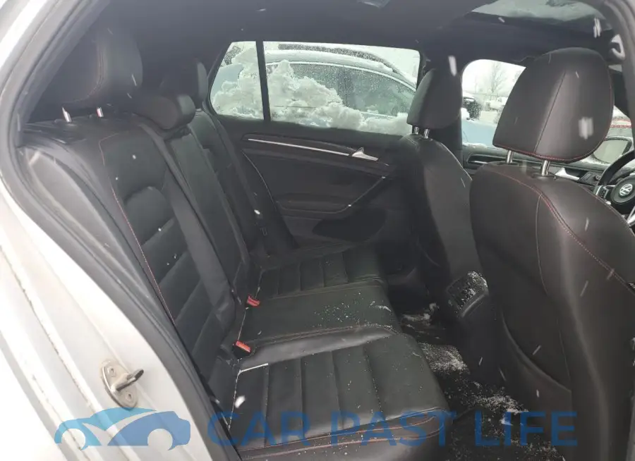 3VW5T7AUXFM001084# 10