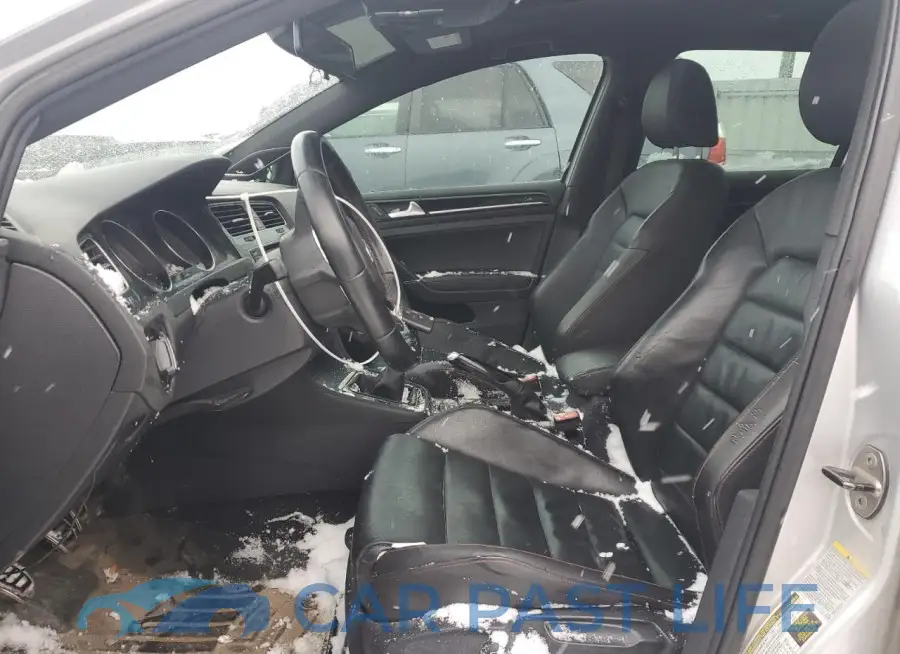 3VW5T7AUXFM001084# 7