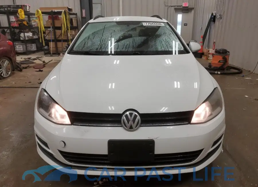 3VWCA7AU5FM517737# 5