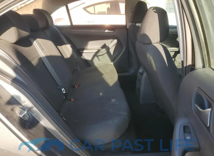 3VW2K7AJ0FM412554# 10