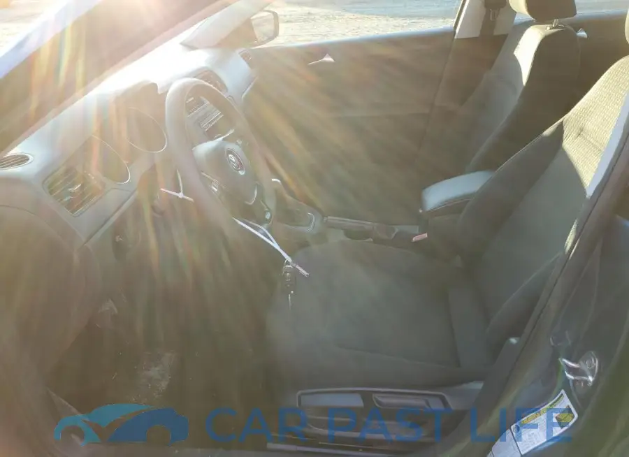 3VW2K7AJ7FM418982# 7