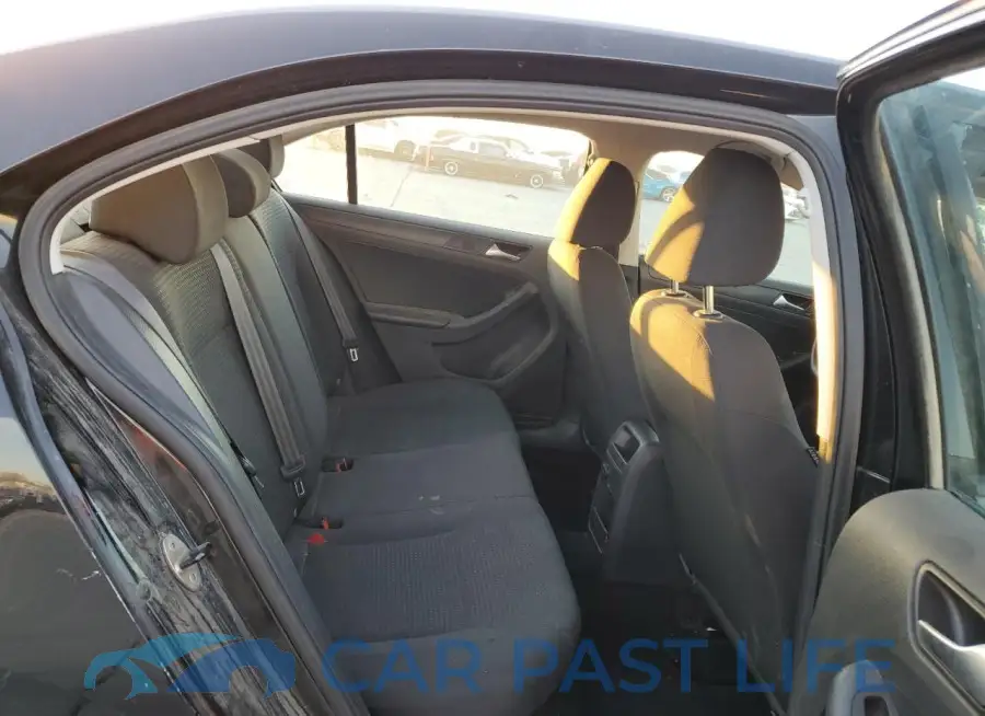 3VW2K7AJ9FM201921# 10