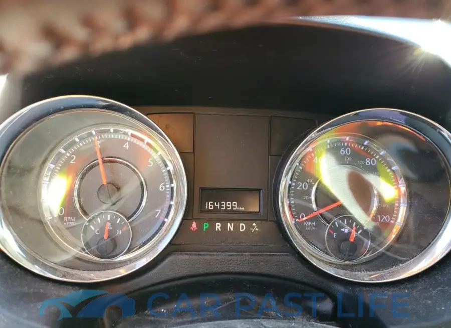 2C4RC1AG1FR675404# 9
