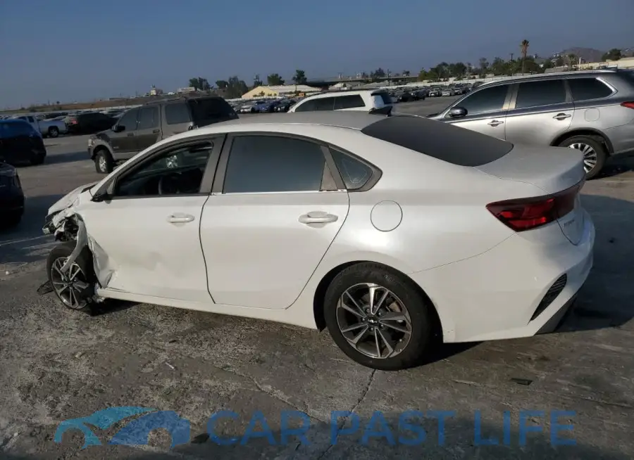 3KPF24AD0RE729570# 2
