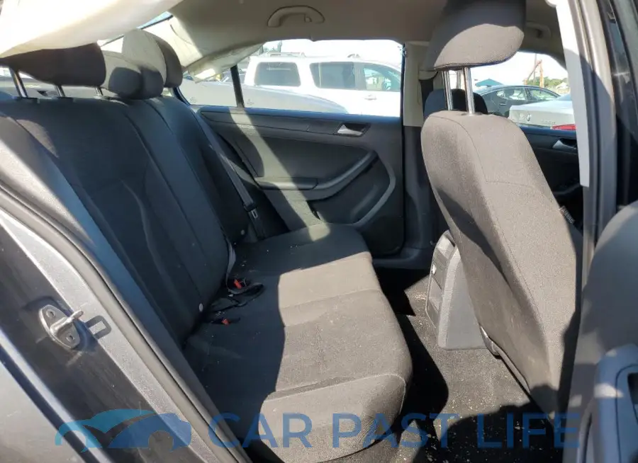 3VW2K7AJXFM404560# 10