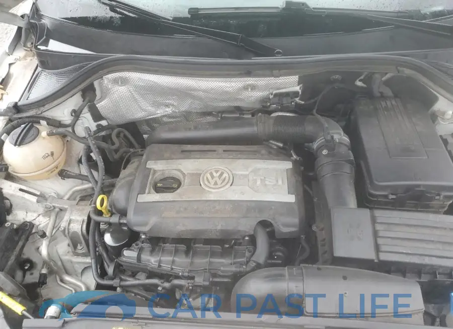 WVGAV7AX4FW610463# 12