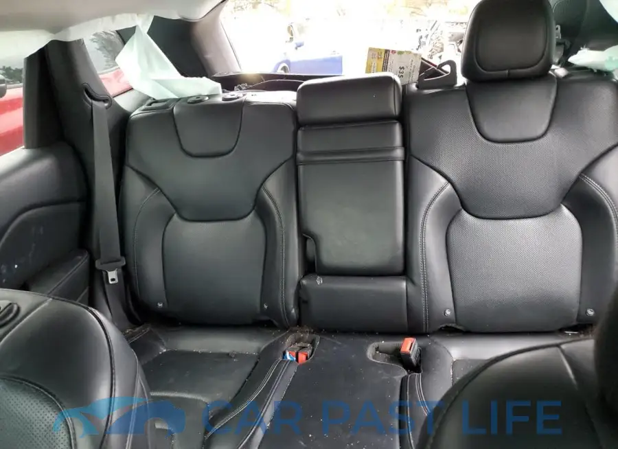 1C4PJMDX2KD166235# 10