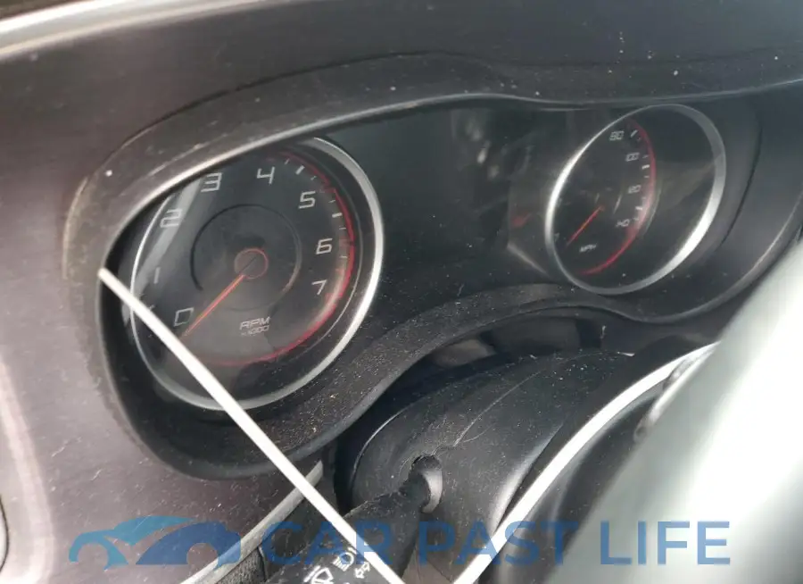 2C3CDXBG8FH776566# 9