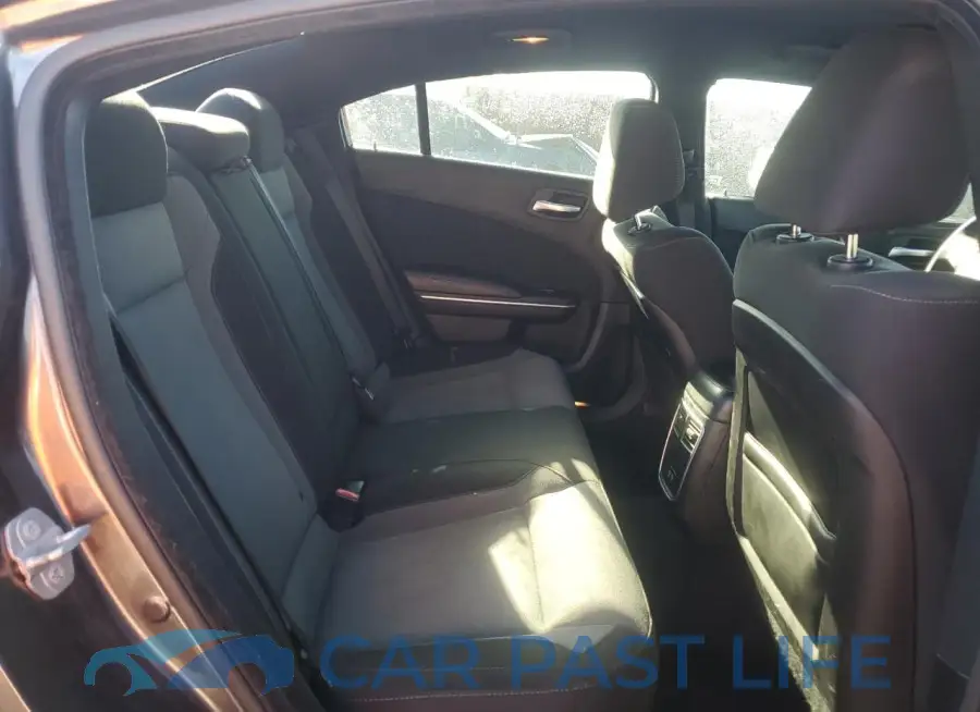 2C3CDXJG1FH746164# 10