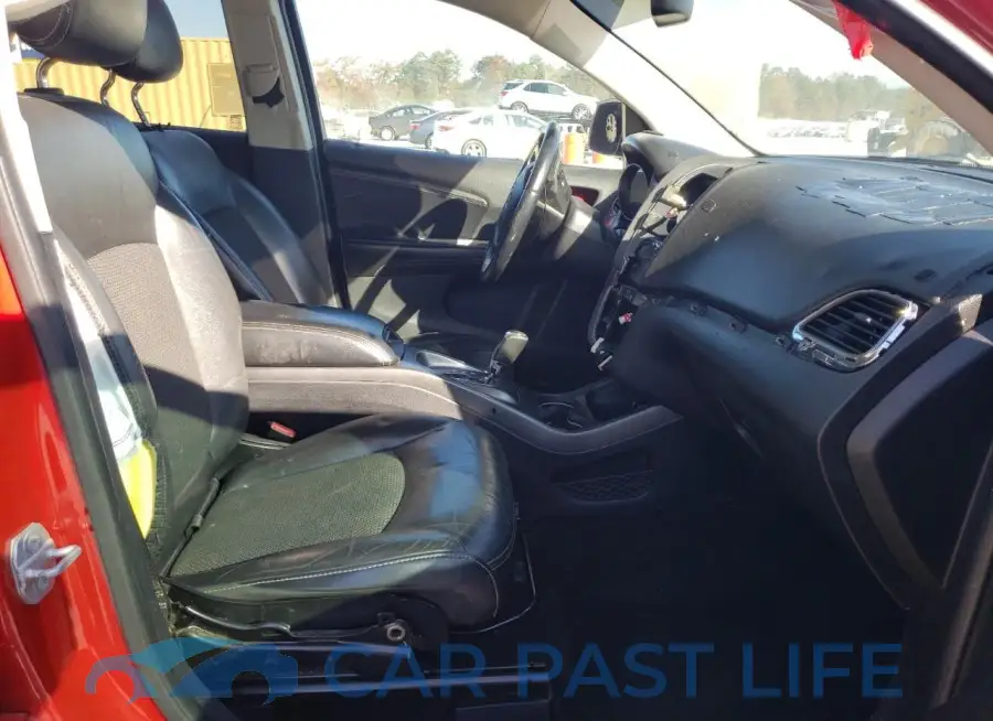 3C4PDCGB9FT572658# 7
