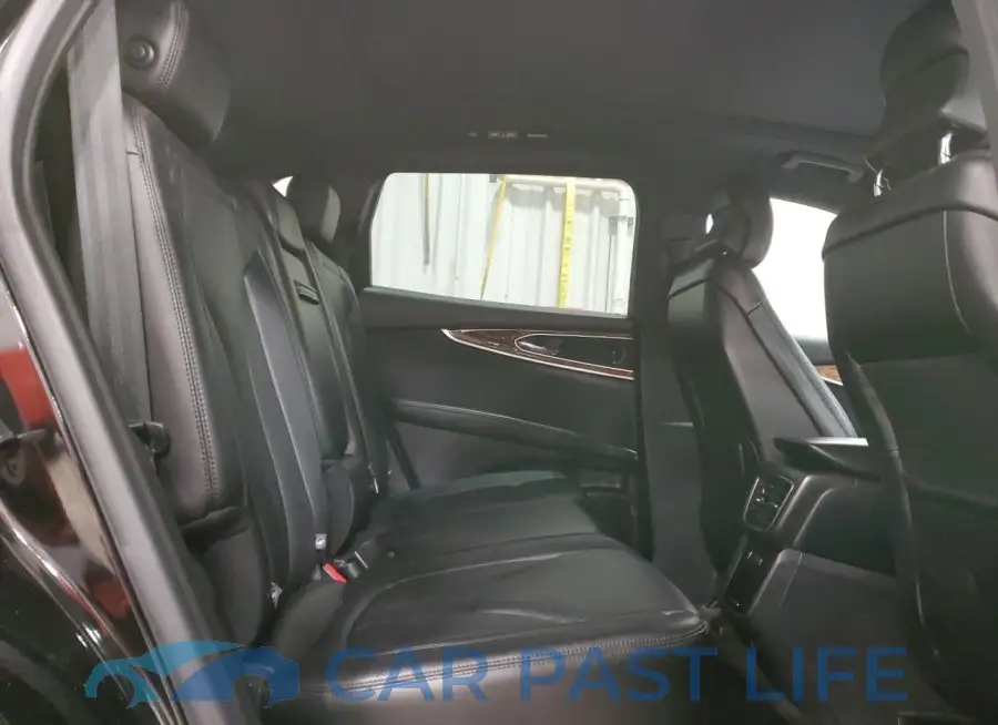 2LMTJ8LP8GBL74351# 11