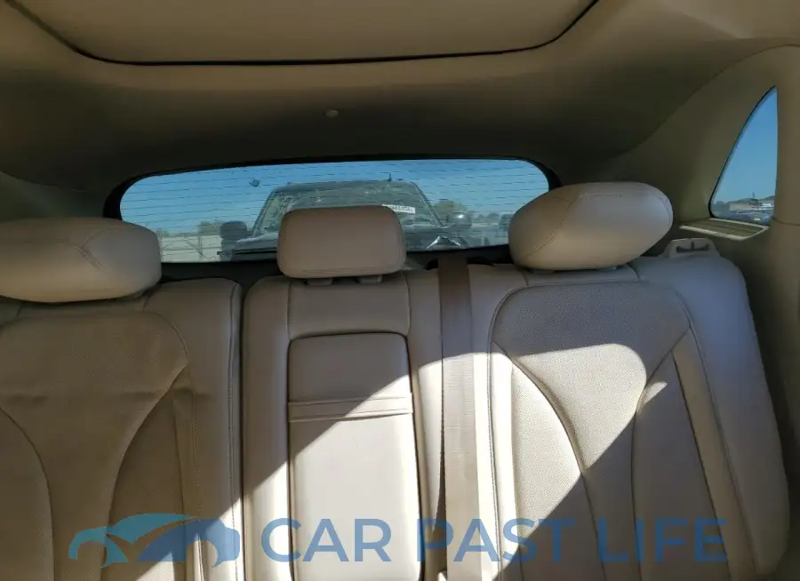 5LMCJ1A92FUJ32569# 10