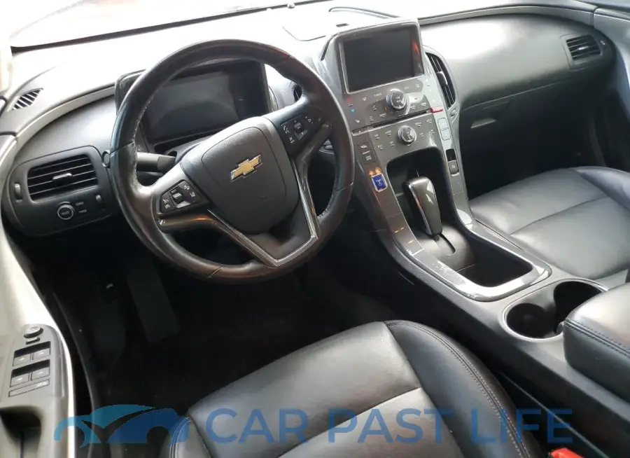 1G1RD6E45FU121837# 8