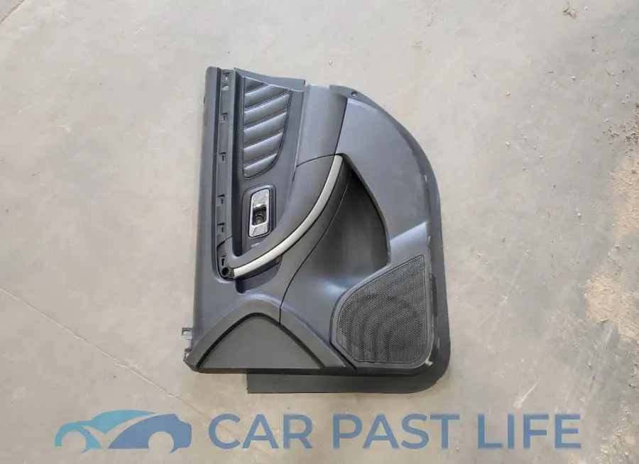 1FAHP2E84FG206646# 12