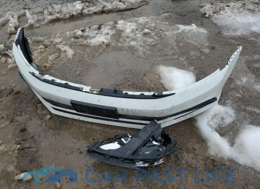 3VW2K7AJ8FM347565# 12