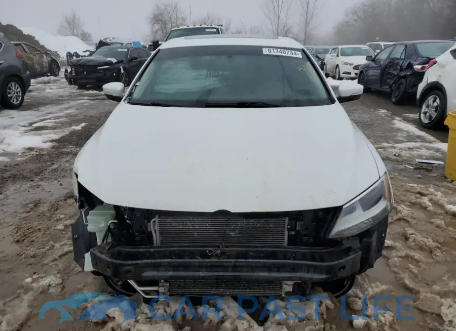 3VW2K7AJ8FM347565# 5