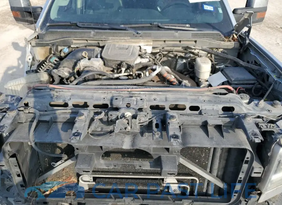 1GT12ZE88FF555303# 11