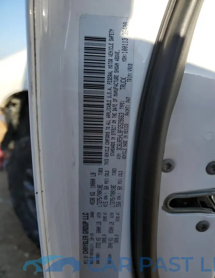 3C6UR5HL8FG529663# 12