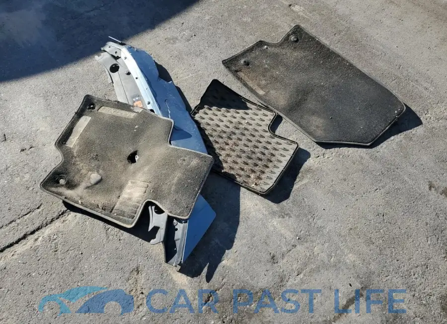 JM1BM1T70F1228921# 12