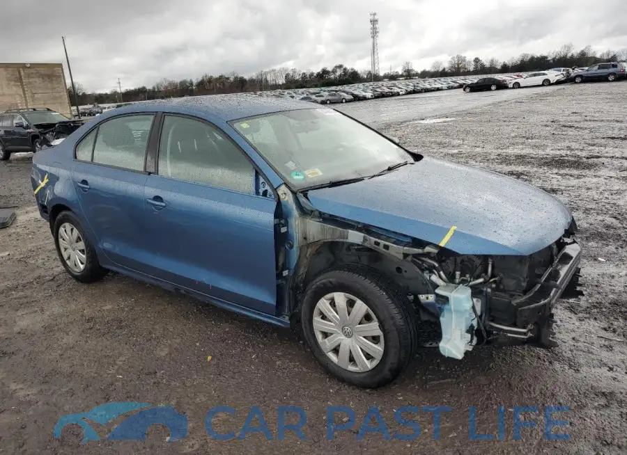 3VW1K7AJ2FM278819# 4