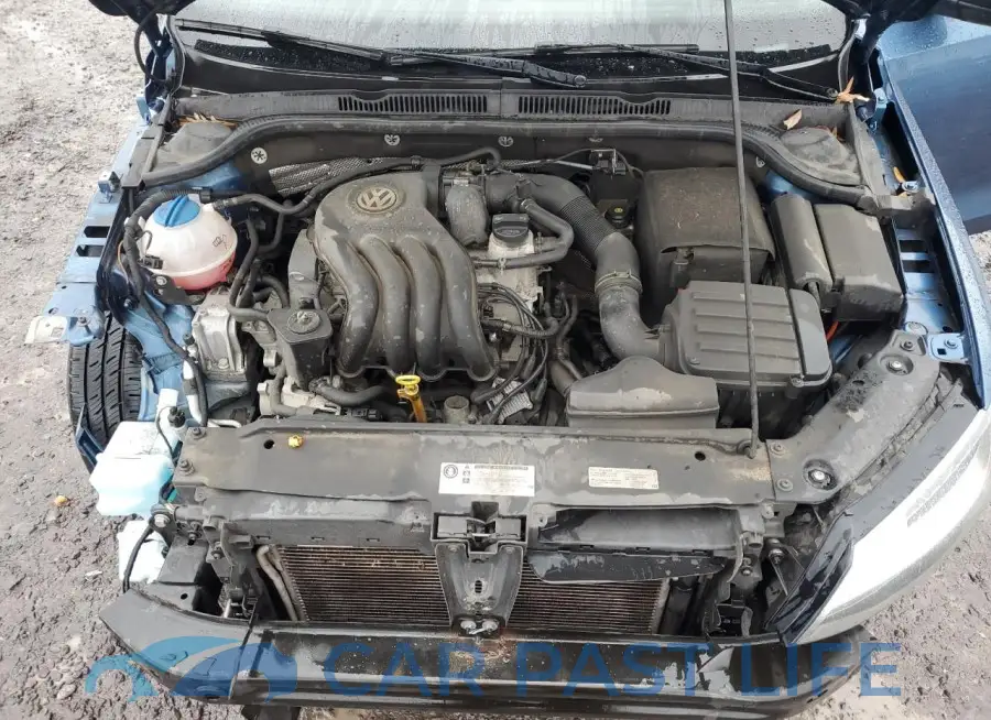 3VW1K7AJ2FM278819# 11