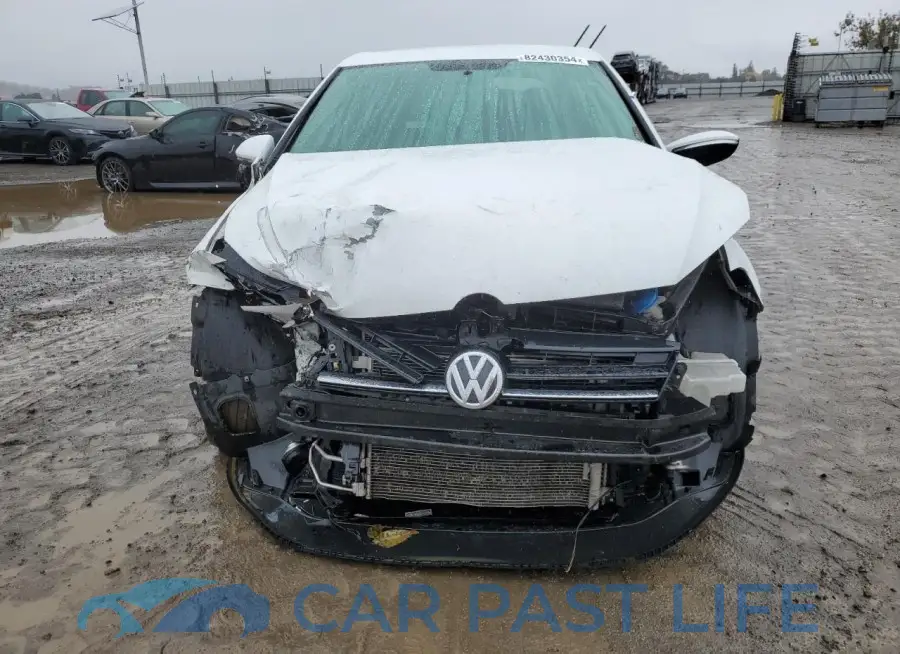 3VW217AU3FM068991# 5