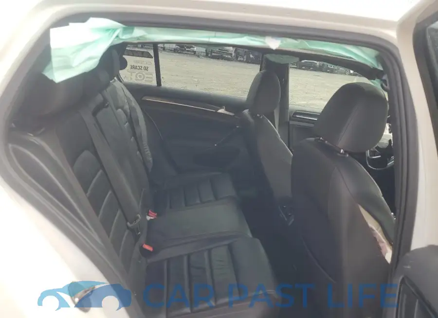 3VW4T7AU5FM027670# 10