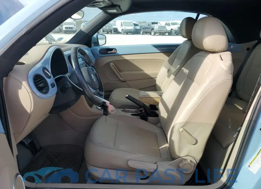 3VW517AT6FM800888# 7