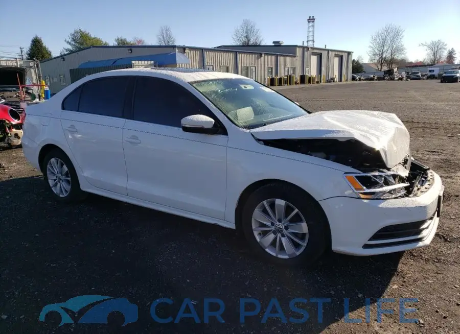 3VWLA7AJ2FM320983# 4