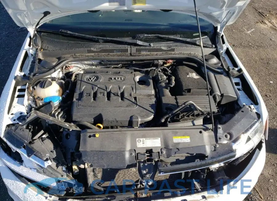3VWLA7AJ2FM320983# 11