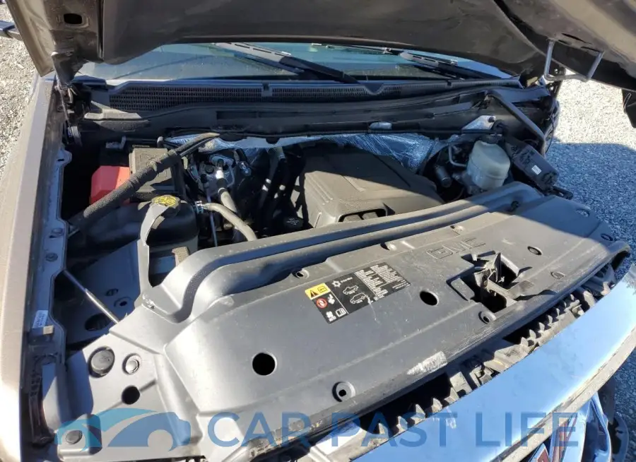 1GT523EG5FZ136135# 11
