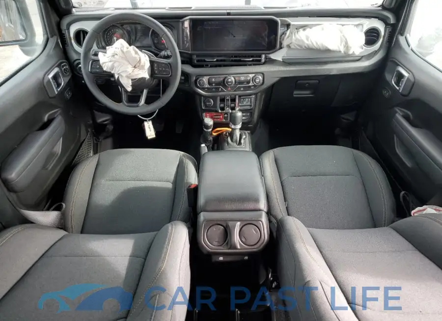 1C4RJXN63RW303746# 8
