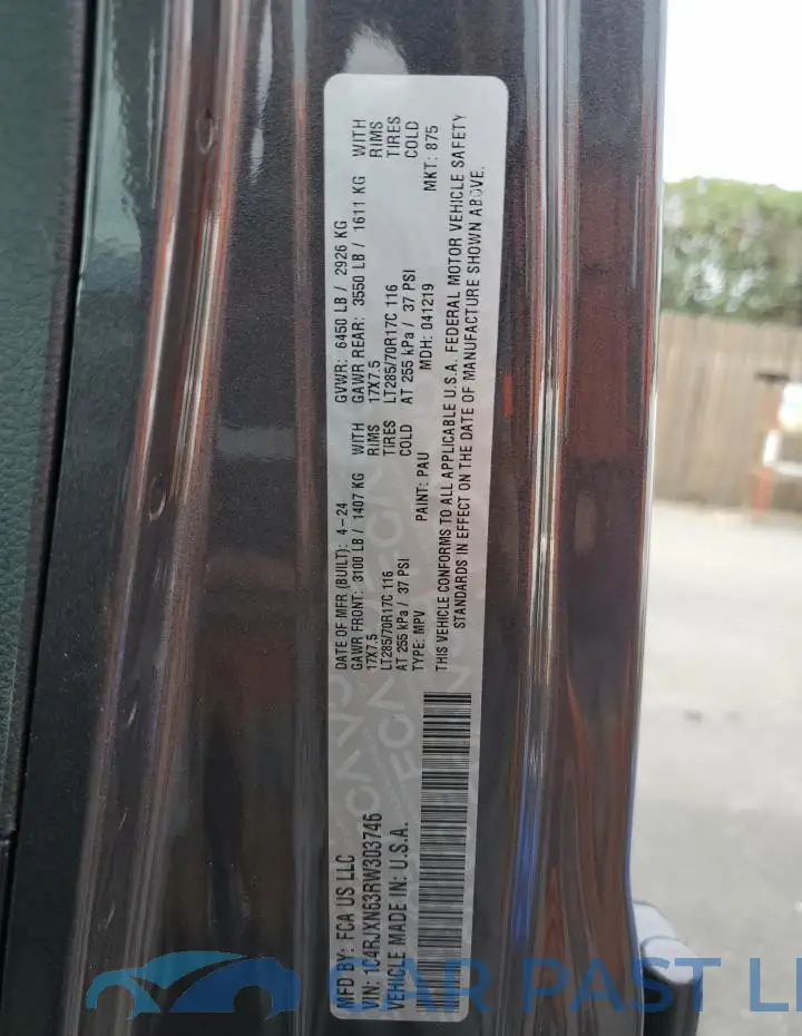 1C4RJXN63RW303746# 12