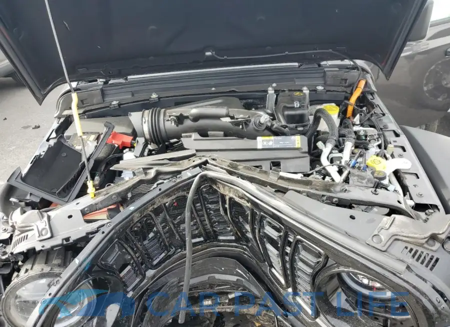 1C4RJXN63RW303746# 11