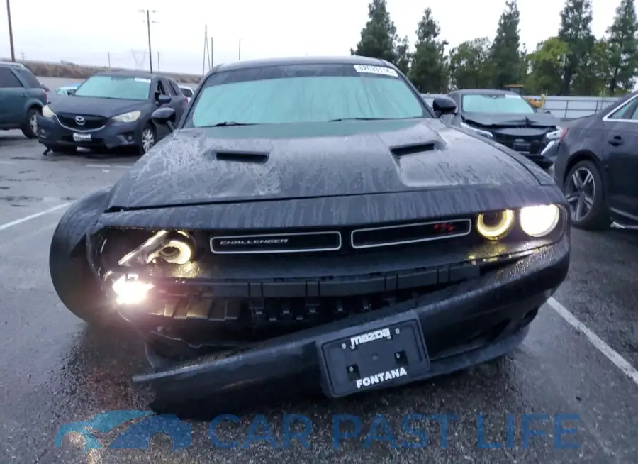 2C3CDZAT3FH715121# 5