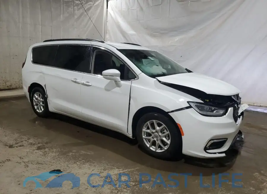 2C4RC1BG3NR176746# 4