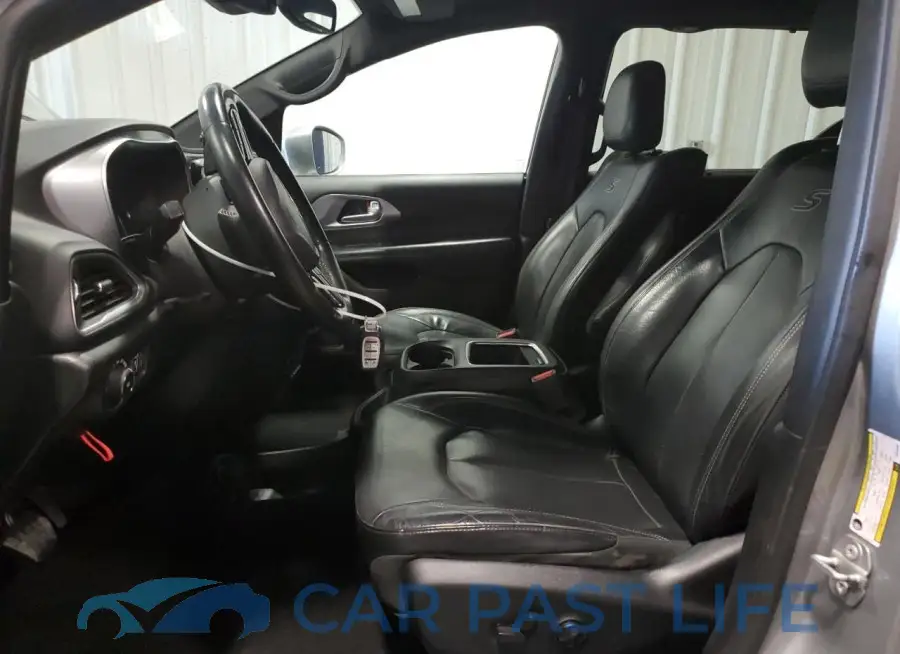 2C4RC1EG2JR354006# 7
