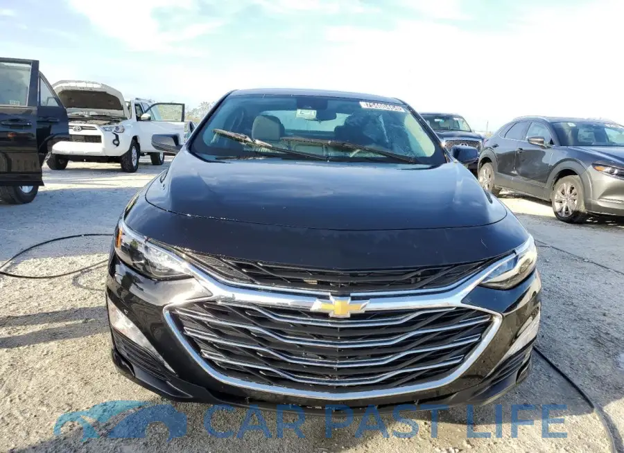 1G1ZD5ST4RF149899# 5