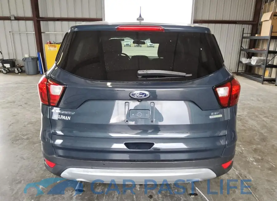 1FMCU0GD6KUB31130# 6