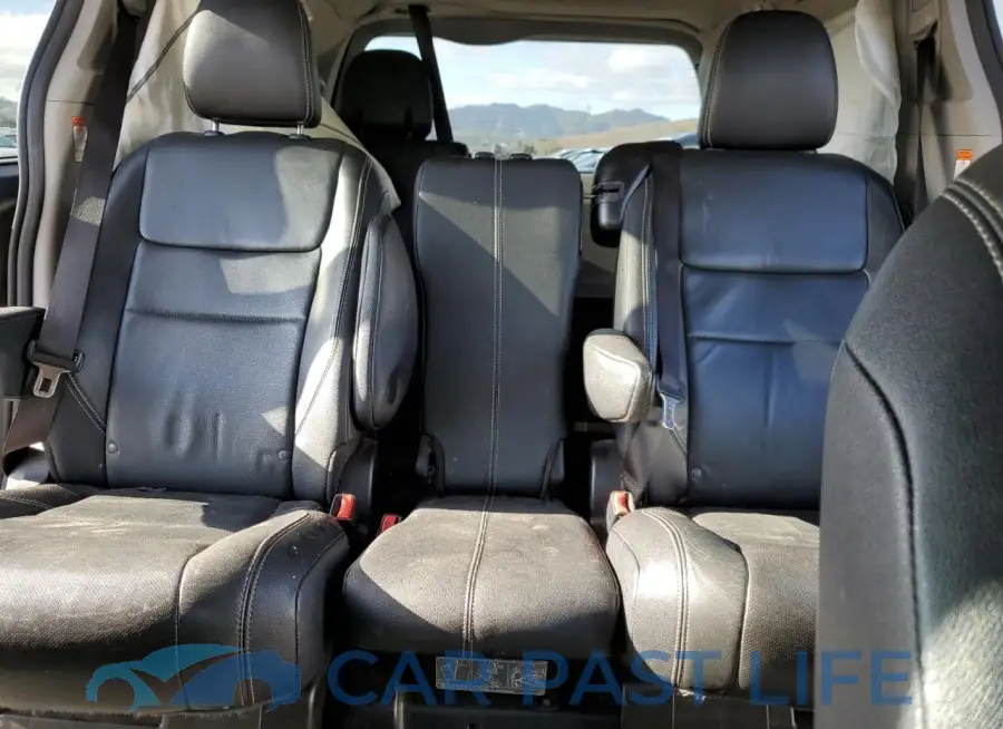 5TDXK3DC4FS671949# 10