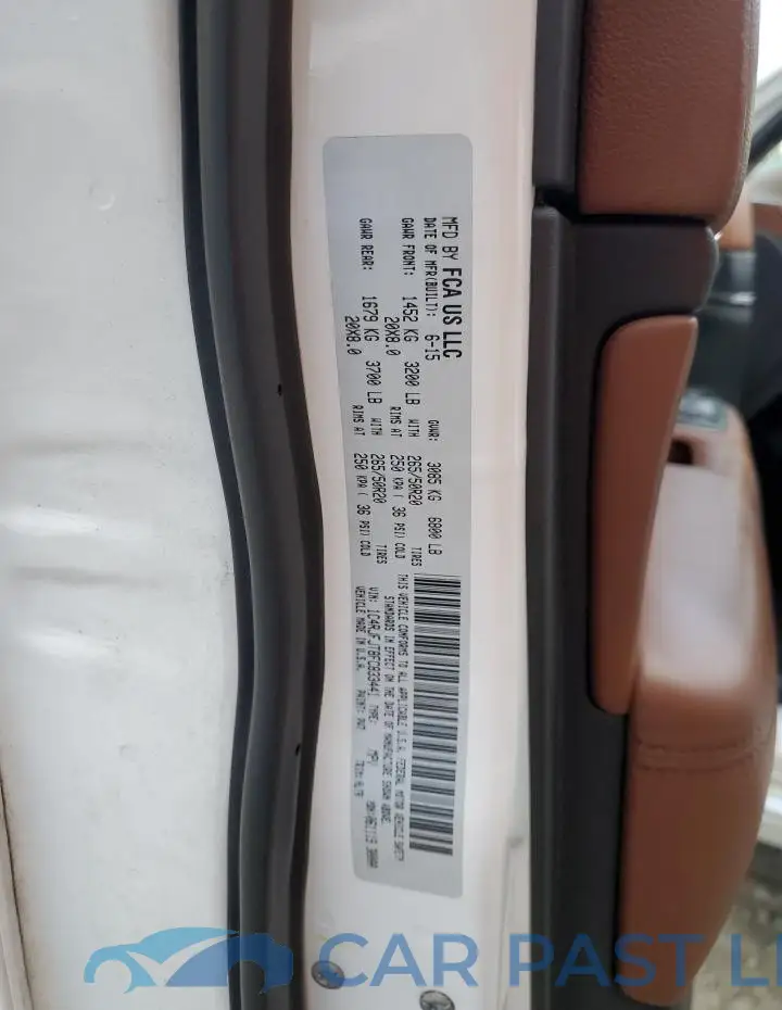 1C4RJFJT8FC833441# 12