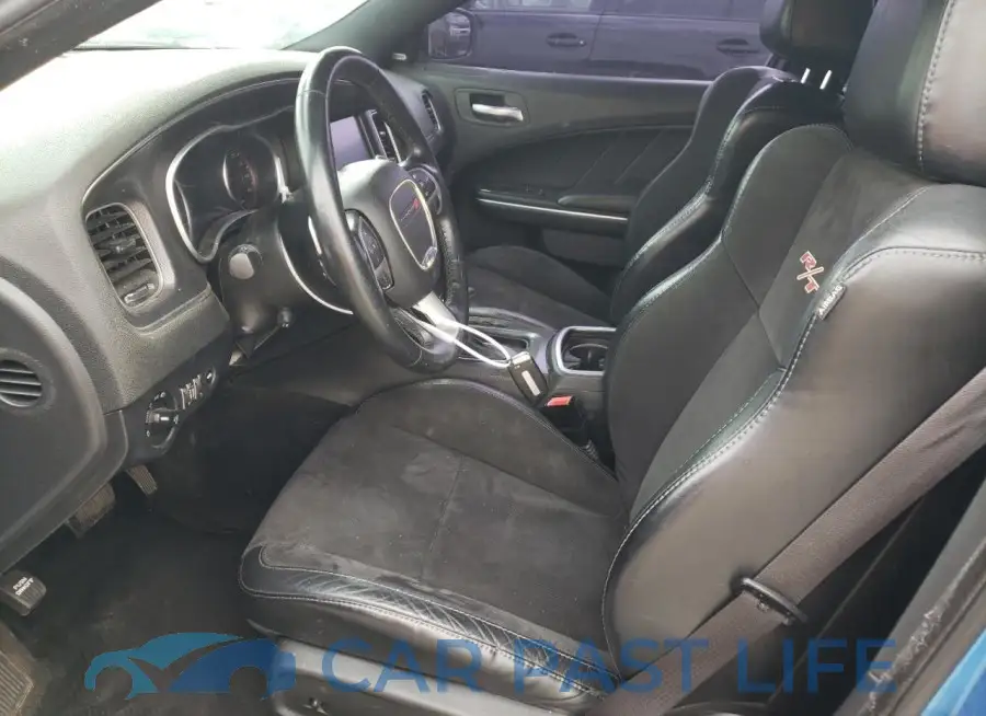 2C3CDXCT6FH918182# 7