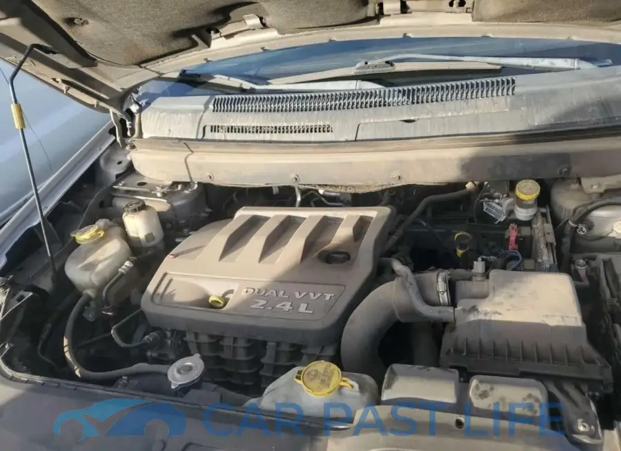 3C4PDCAB8FT521404# 7