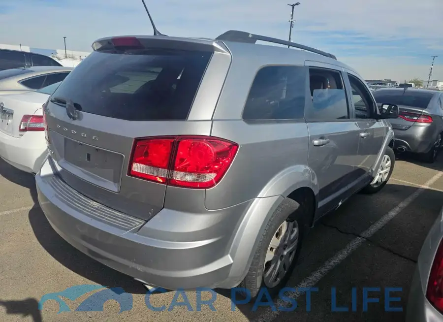 3C4PDCAB8FT521404# 4
