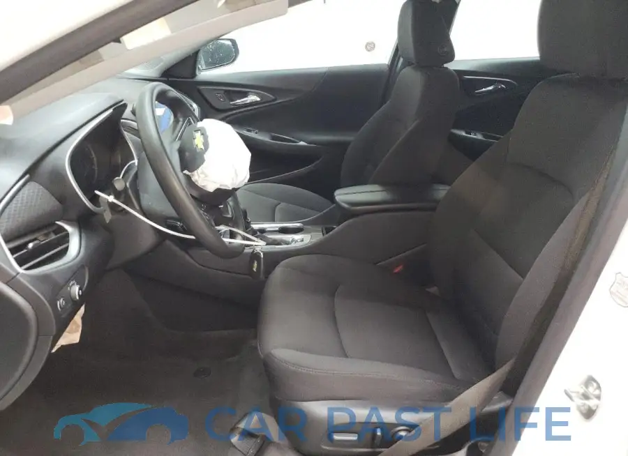 1G1ZD5ST2PF236617# 7