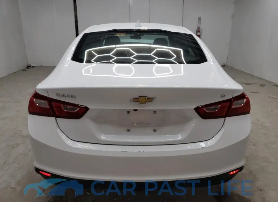 1G1ZD5ST2PF236617# 6