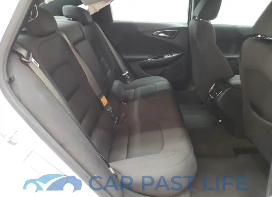 1G1ZD5ST2PF236617# 10