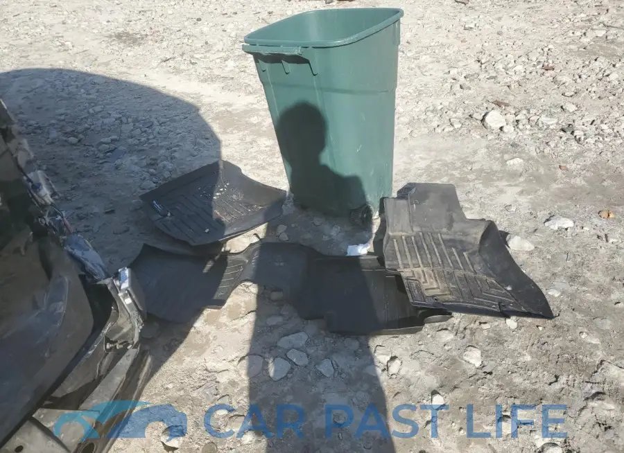 JF2SJAGC2JH436641# 13
