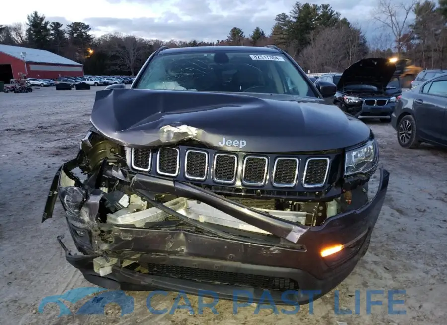 3C4NJDBB1JT252224# 5
