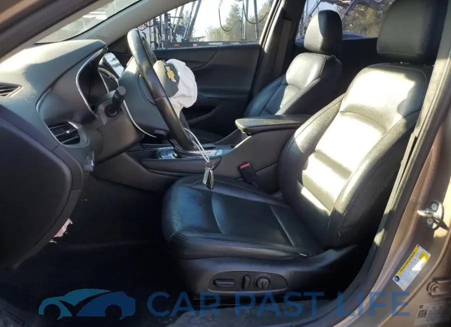 1G1ZD5ST2JF125850# 7